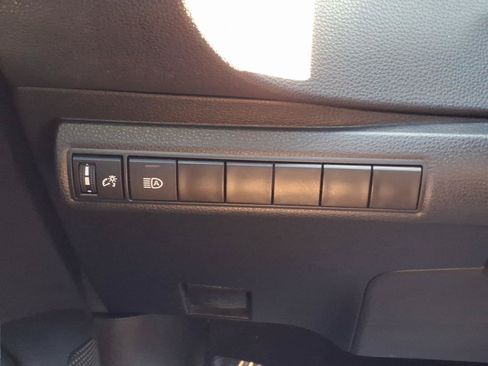 Used 2024 Toyota Corolla LE FWD image 29
