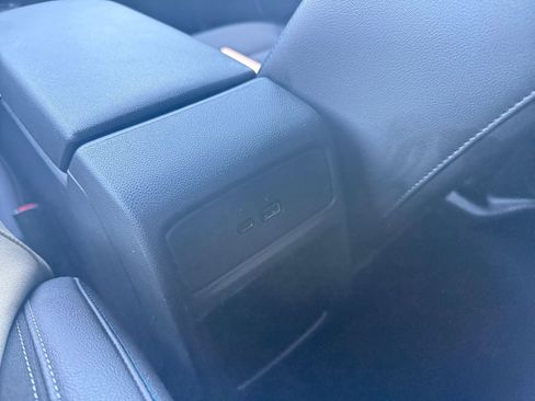 Used 2025 Chevrolet Trax LT image 23