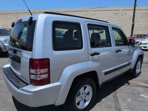 Used 2011 Jeep Liberty Sport image 7
