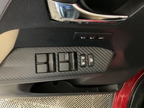 Used 2014 Toyota RAV4 Limited AWD/4WD image 20