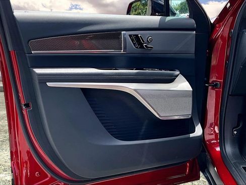 Used 2026 Cadillac Vistiq Sport w/ LPO, Floor Liner Package AWD/4WD image 20