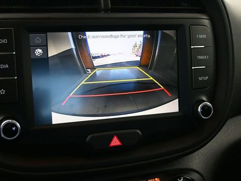 Used 2025 Kia Soul LX w/ LX Technology Package image 27