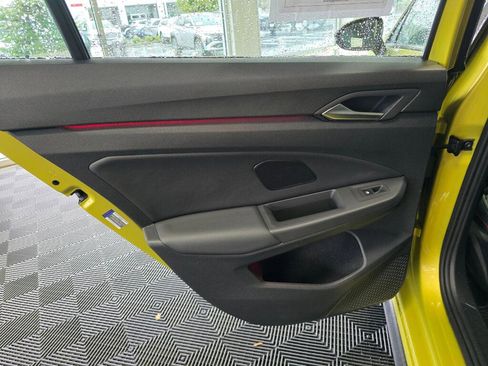 Used 2022 Volkswagen GTI Autobahn image 37