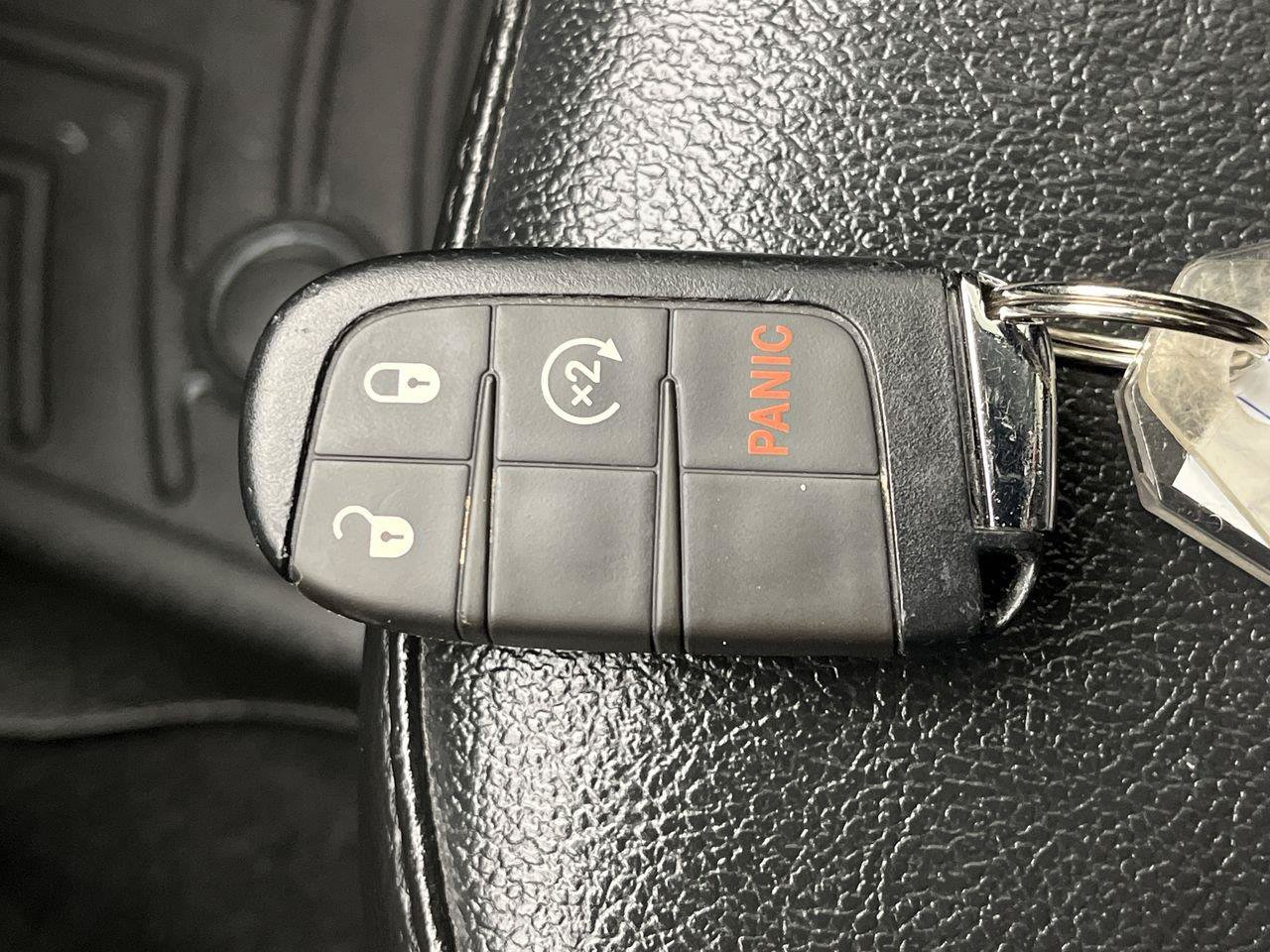 Used 2021 Jeep Compass Limited AWD/4WD image 24