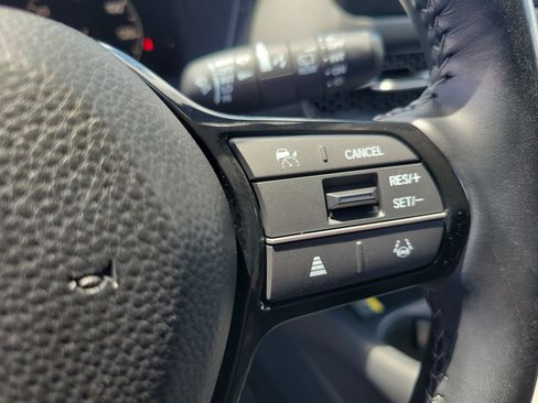 Used 2025 Honda HR-V EX-L image 25
