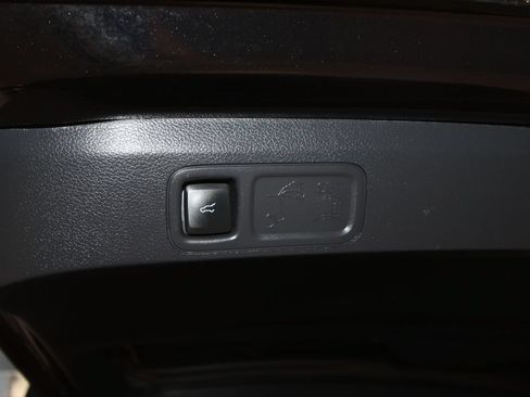 Used 2024 Lincoln Navigator Reserve AWD/4WD image 46