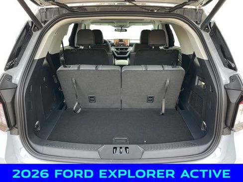 New 2026 Ford Explorer Active w/ Active Comfort Package image 5