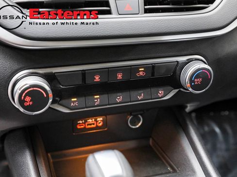 Used 2022 Nissan Altima 2.5 SV image 24