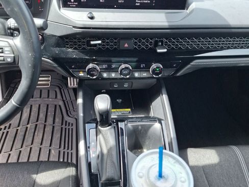Used 2025 Honda Accord Sport image 11