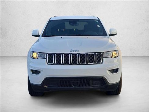 Used 2022 Jeep Grand Cherokee Laredo E w/ Security & Convenience Group AWD/4WD image 2