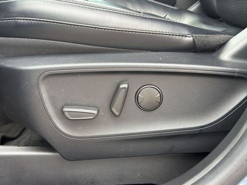 Used 2024 Ford Escape Platinum AWD/4WD image 14