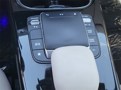 Used 2021 Mercedes-Benz CLA 250 image 14