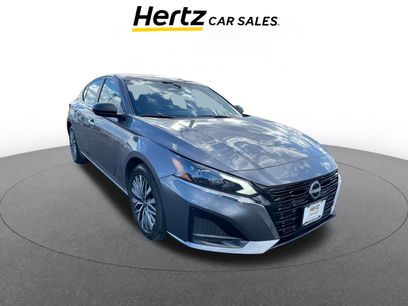 Used 2024 Nissan Altima 2.5 SV