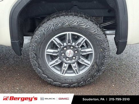 New 2026 GMC Sierra 1500 AT4 w/ AT4 Premium Package AWD/4WD image 5