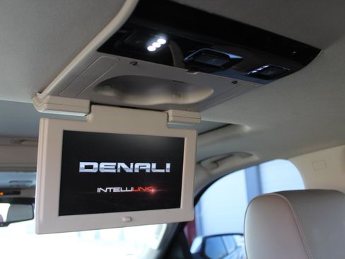 Used 2015 GMC Sierra 1500 Denali AWD/4WD image 24