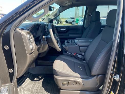 Used 2025 GMC Sierra 1500 Pro w/ Pro Value Package AWD/4WD image 9