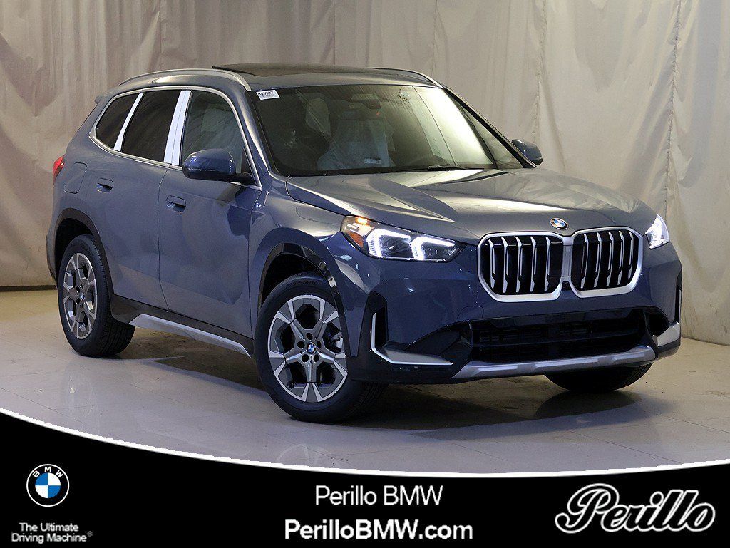 New 2027 BMW X1 xDrive28i AWD/4WD image 1