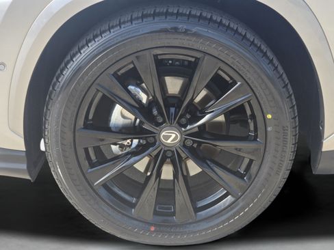 Used 2026 Lexus NX 450h+ F Sport w/ Accessory Package (Z2) AWD/4WD image 30