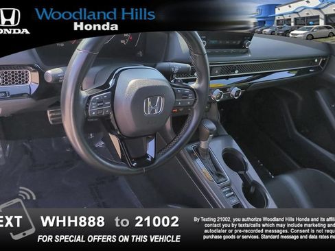 Used 2025 Honda Civic Sport image 9