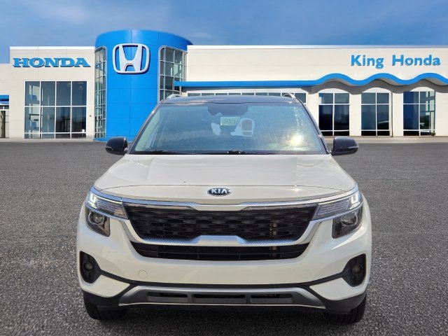 Used 2021 Kia Seltos S AWD/4WD image 2