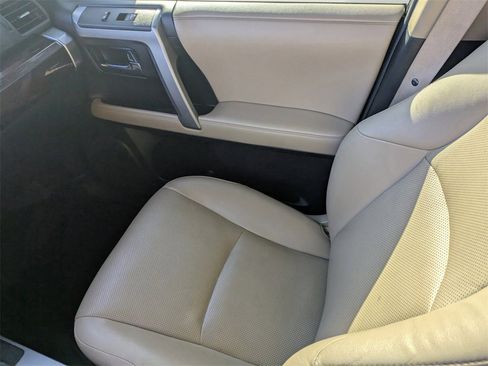 Used 2022 Toyota 4Runner Limited image 18