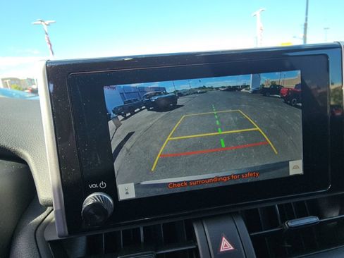 Certified 2025 Toyota RAV4 XLE AWD/4WD image 17