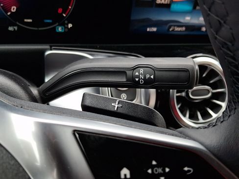 New 2026 Mercedes-Benz GLB 250 4MATIC image 10