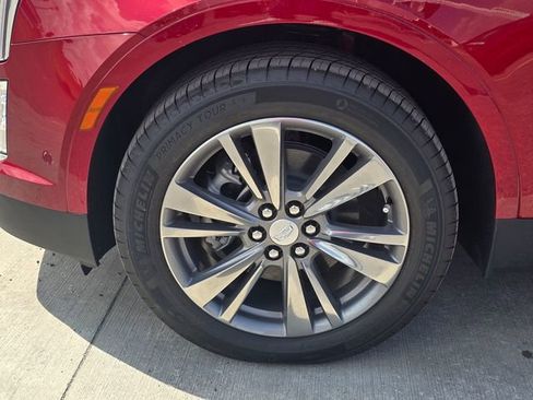 New 2026 Cadillac XT5 Premium Luxury w/ Driver Assist Package image 9