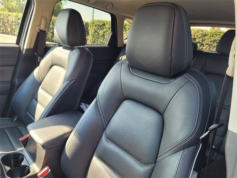 Used 2025 MAZDA CX-5 AWD 2.5 S w/ Preferred Package image 12