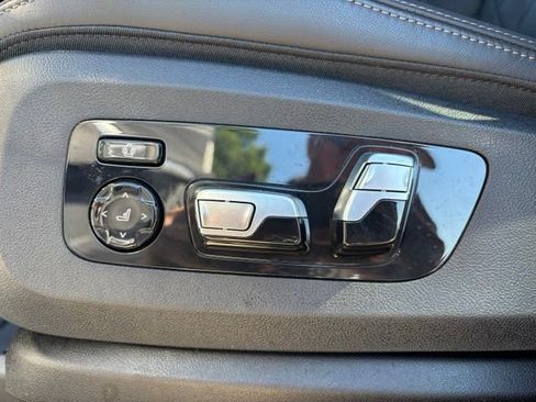 Used 2026 BMW X7 xDrive40i AWD/4WD image 13