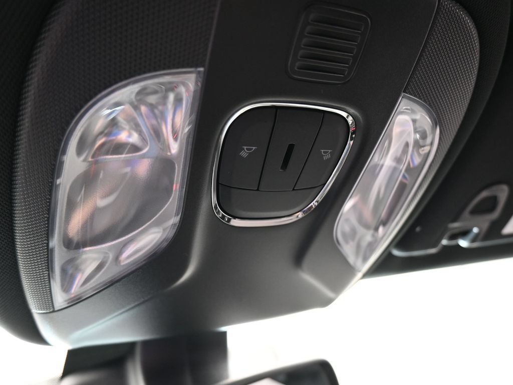New 2026 Jeep Compass Latitude AWD/4WD image 24
