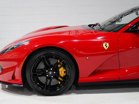 Used 2019 Ferrari 812 Superfast RWD image 38
