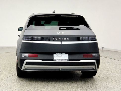 Used 2025 Hyundai Ioniq 5 SEL image 6