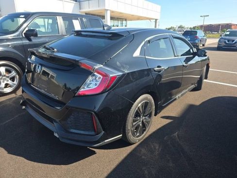 Used 2018 Honda Civic EX image 4