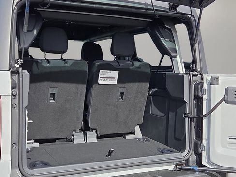 New 2026 Ford Bronco 2-Door w/ Sasquatch Package image 9