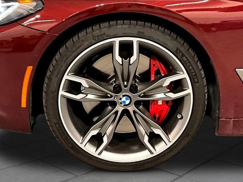 Used 2022 BMW M550i xDrive w/ Dynamic Handling Package AWD/4WD image 10