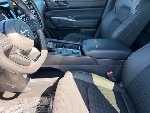 Certified 2025 Nissan Pathfinder Rock Creek AWD/4WD image 17
