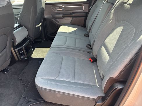 Used 2022 RAM 1500 Big Horn AWD/4WD image 6