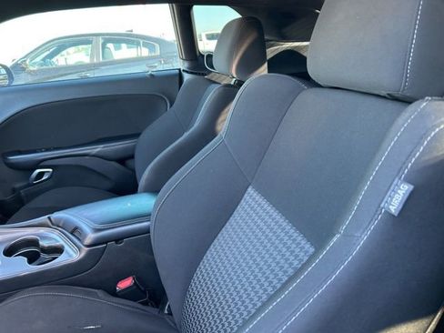 Used 2023 Dodge Challenger GT image 29