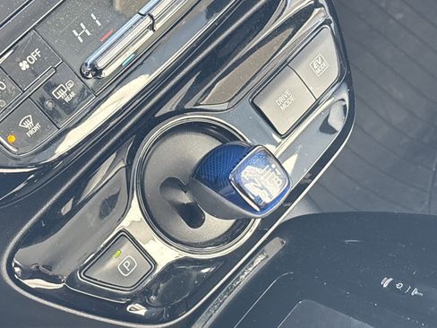 Used 2019 Toyota Prius XLE image 24