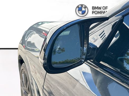 Used 2024 BMW X6 M60i image 9