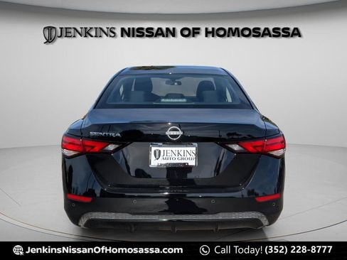 Certified 2025 Nissan Sentra S FWD image 5