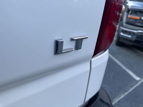 Used 2023 Chevrolet Silverado 1500 LT image 18