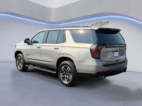 Used 2025 Chevrolet Tahoe Z71 AWD/4WD image 3