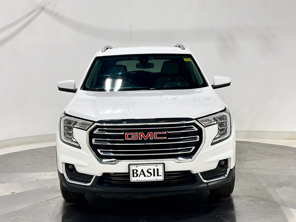 Used 2023 GMC Terrain SLT AWD/4WD image 9