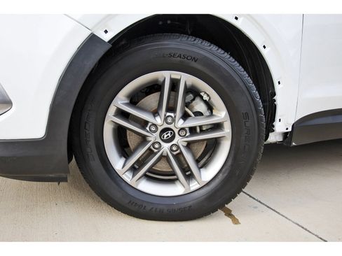 Used 2018 Hyundai Santa Fe Sport w/ 2.4L Value Package 02 FWD image 26