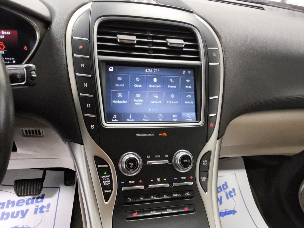 Used 2020 Lincoln Nautilus FWD w/ Equipment Group 101A image 21