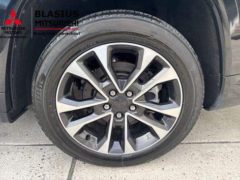 Used 2023 Jeep Grand Cherokee L Overland w/ Luxury Tech Group IV image 58