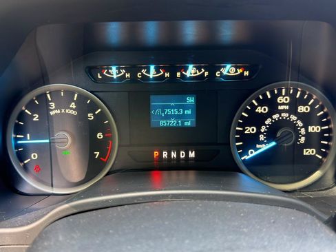 Used 2018 Ford F150 XLT AWD/4WD image 11