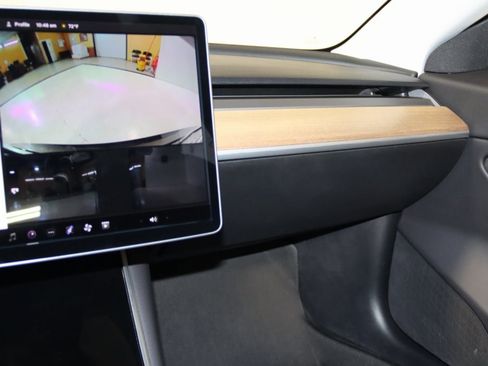 Used 2018 Tesla Model 3 Long Range image 44